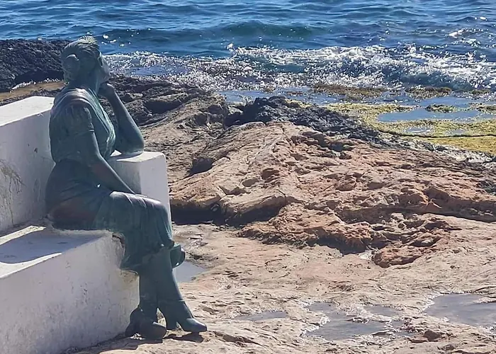 Timi Near Center And *