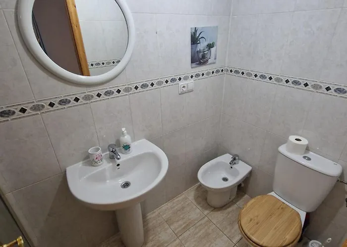 Timi Near Center And Apartamento *