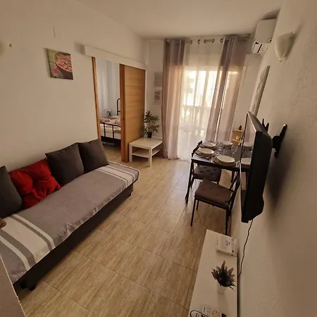 Timi Near Center And Апартаменты Торевьиа